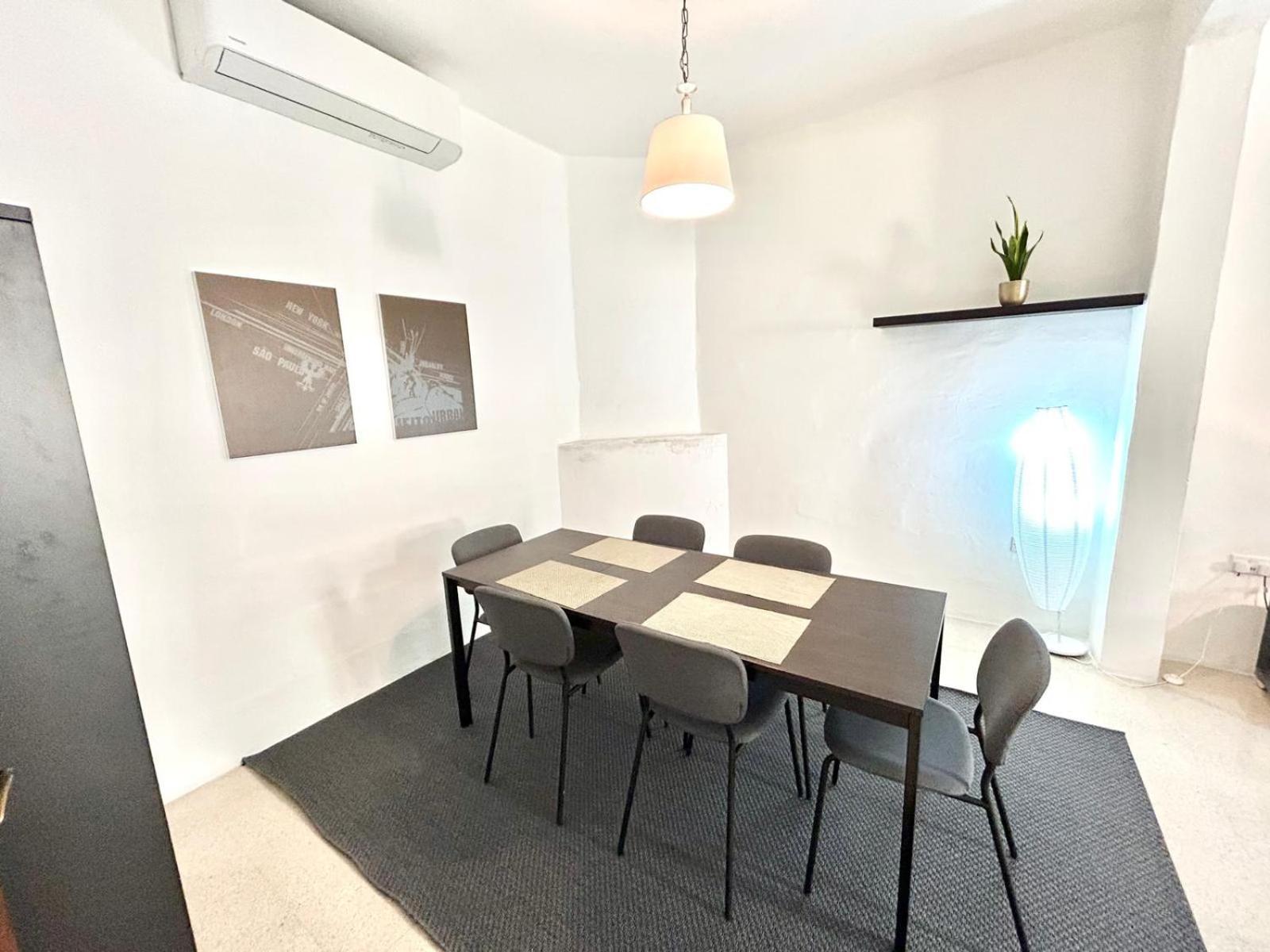 St Julians - Balluta Bay Large 3 Bedroom Apartment Sliema Ngoại thất bức ảnh