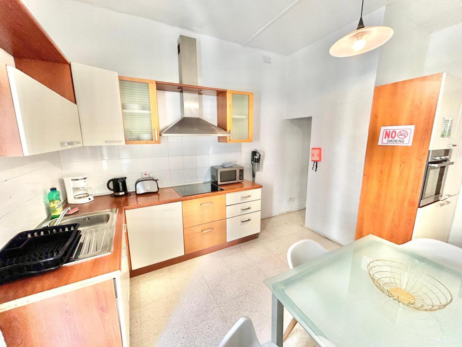 St Julians - Balluta Bay Large 3 Bedroom Apartment Sliema Ngoại thất bức ảnh